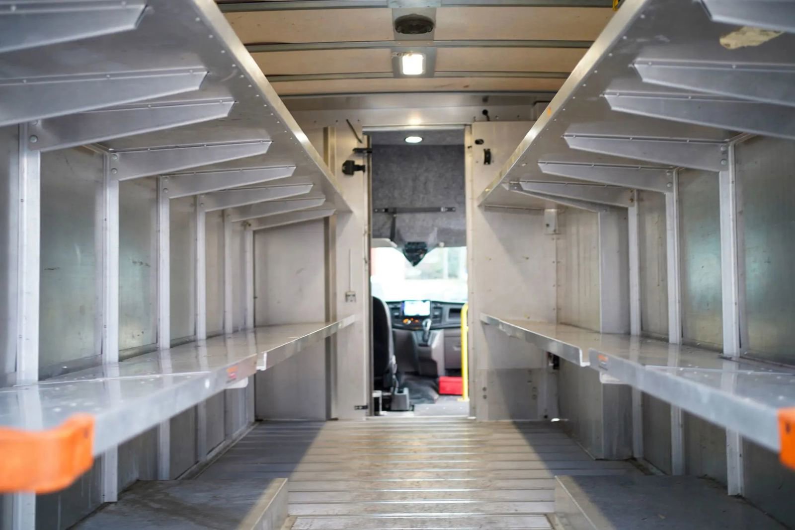 Used 2021 Ford Transit 350 DRW RWD image 17