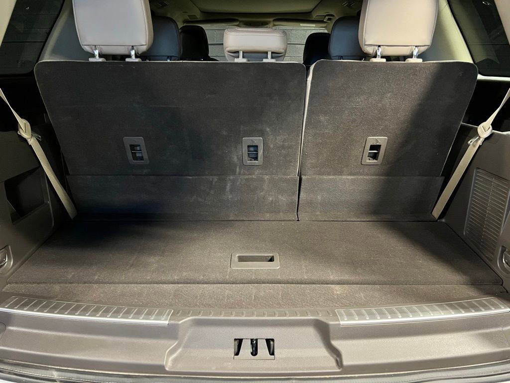 Used 2024 Lincoln Navigator Reserve image 11