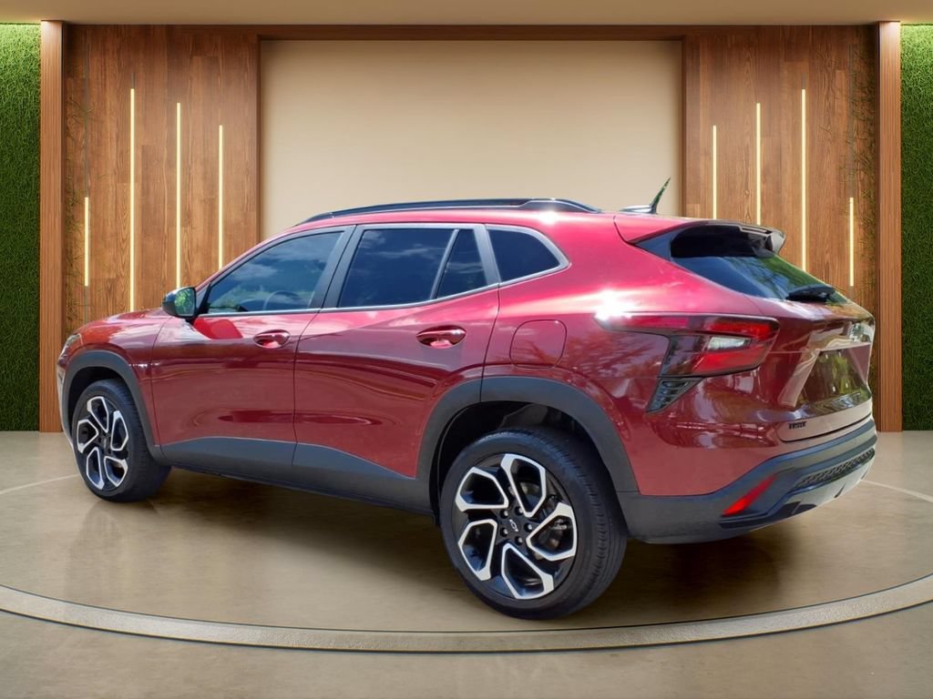 Certified 2025 Chevrolet Trax RS w/ Driver Confidence Package FWD image 28