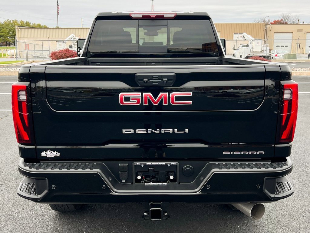 Used 2025 GMC Sierra 2500 Denali image 7