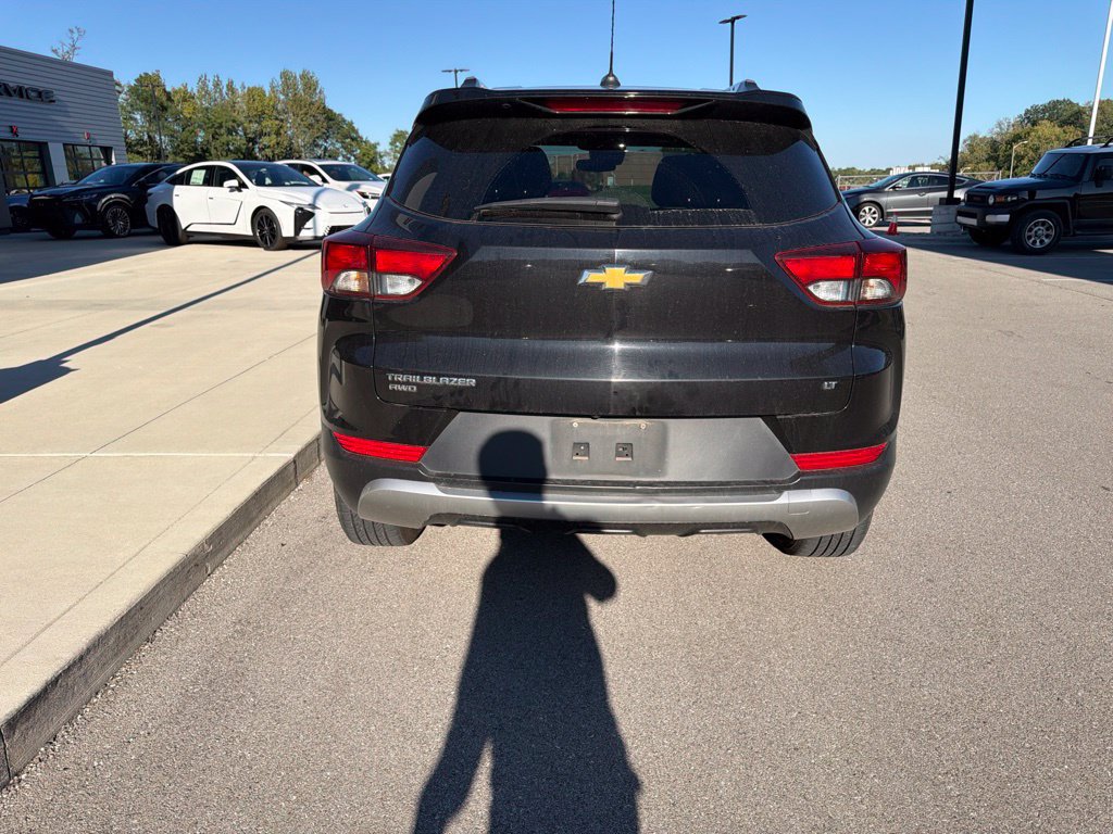 Used 2023 Chevrolet TrailBlazer LT AWD/4WD image 4