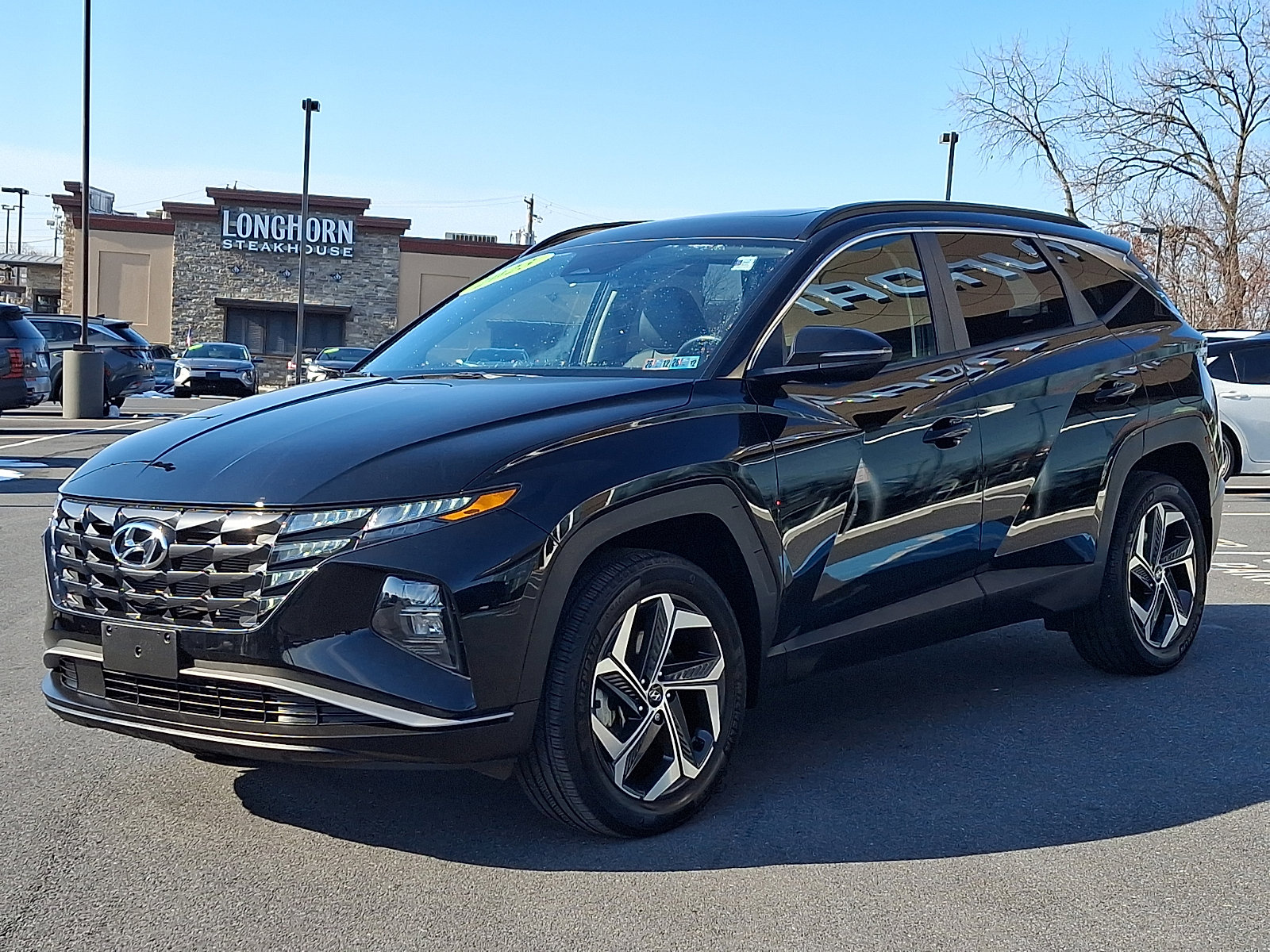 Used 2023 Hyundai Tucson SEL w/ Convenience Package image 3