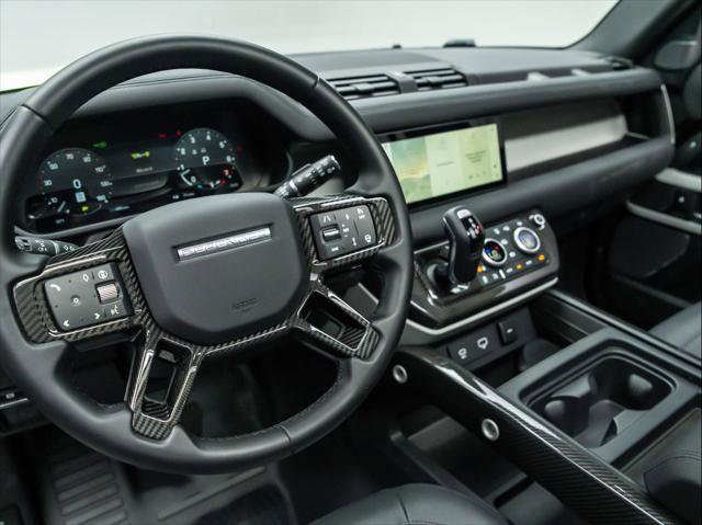 New 2024 Land Rover Defender 110 S image 17