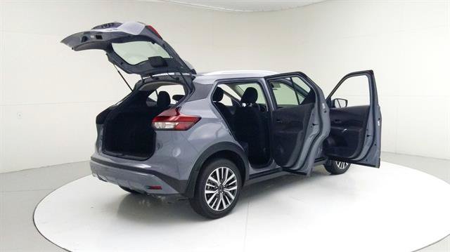 Certified 2023 Nissan Kicks SV FWD image 32