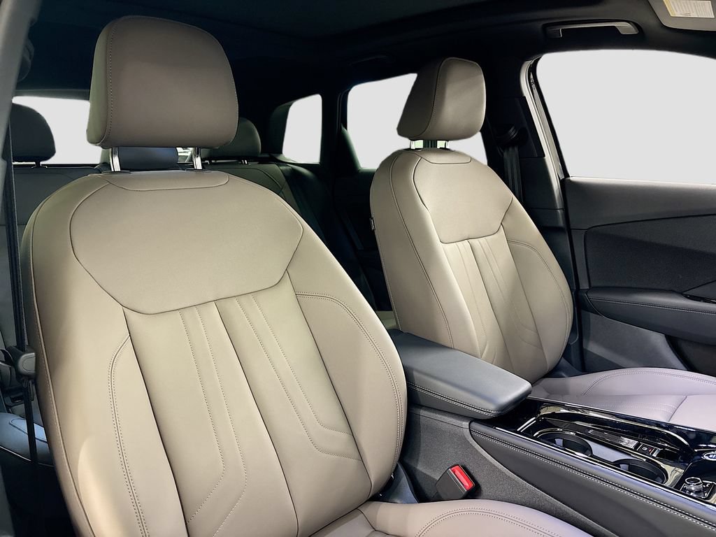 New 2026 Audi Q3 quattro 2.0T AWD/4WD image 15