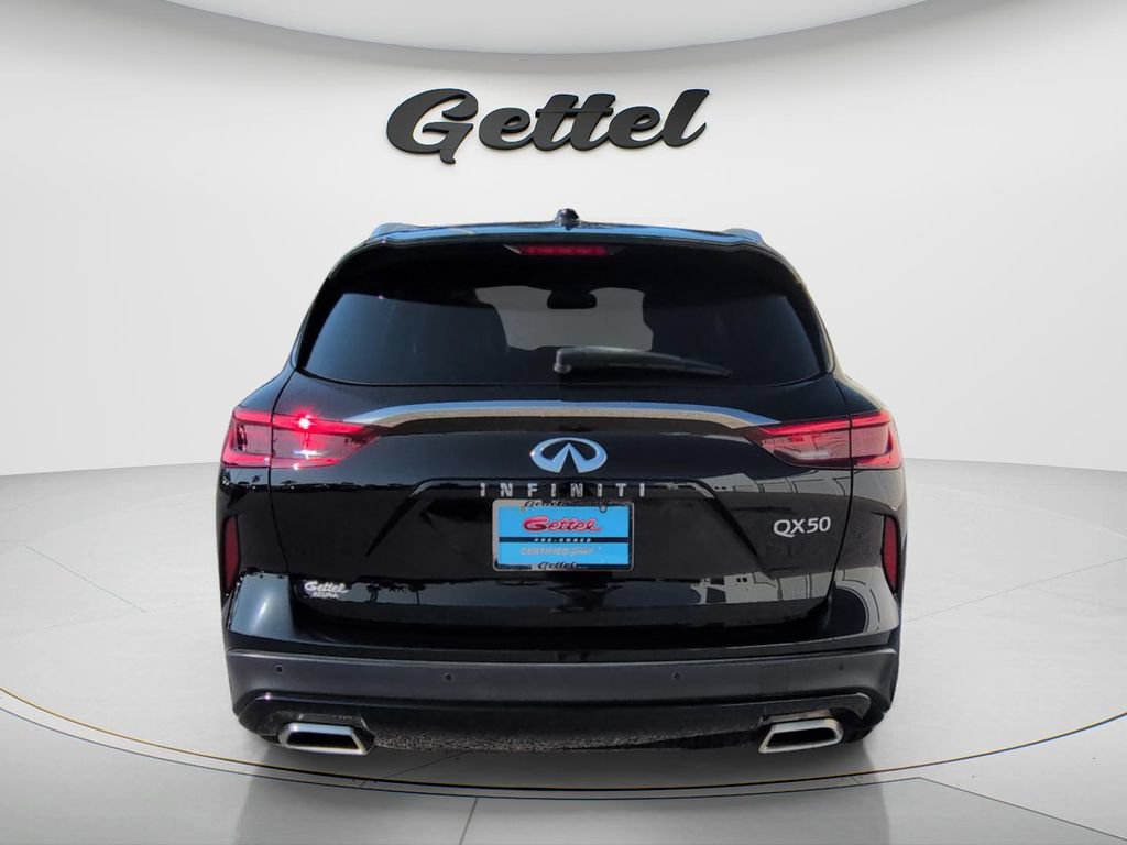 Used 2021 INFINITI QX50 Luxe w/ Appearance Package FWD image 6