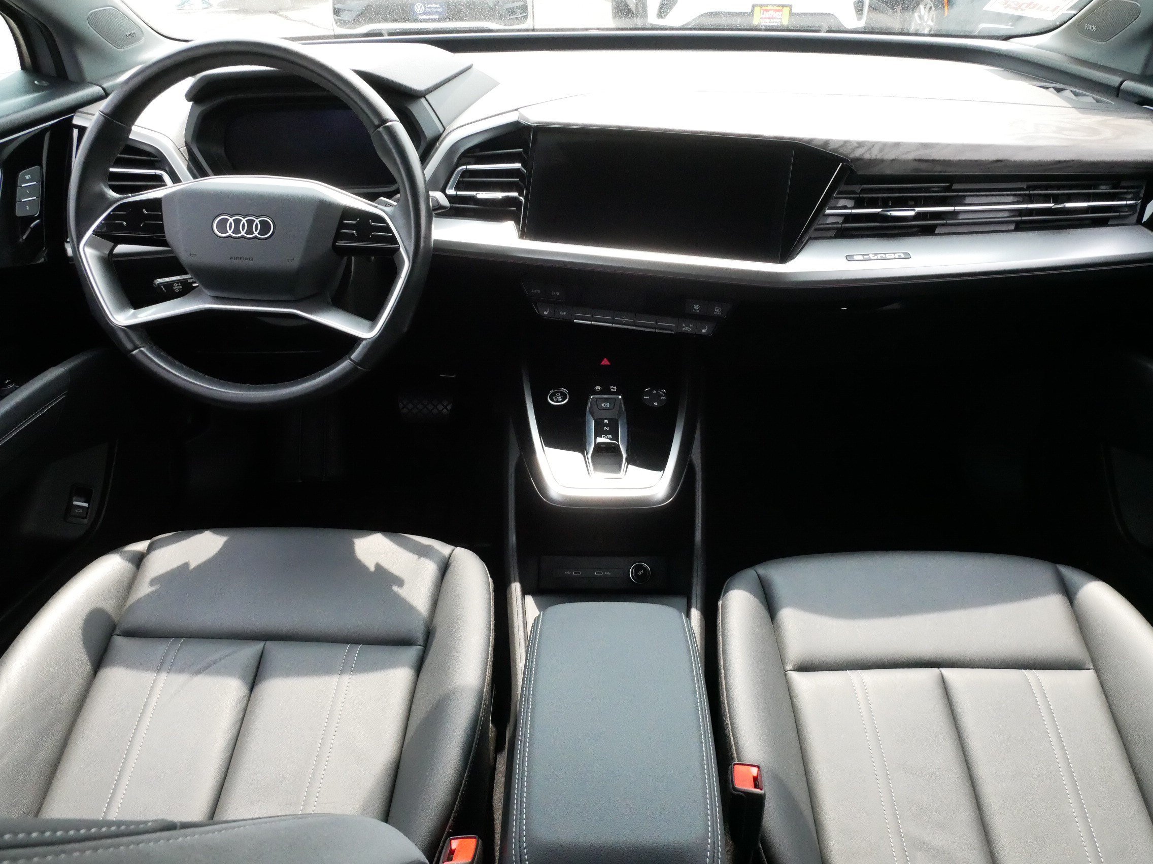 Used 2023 Audi Q4 e-tron Premium Plus w/ Premium Plus AWD/4WD image 10