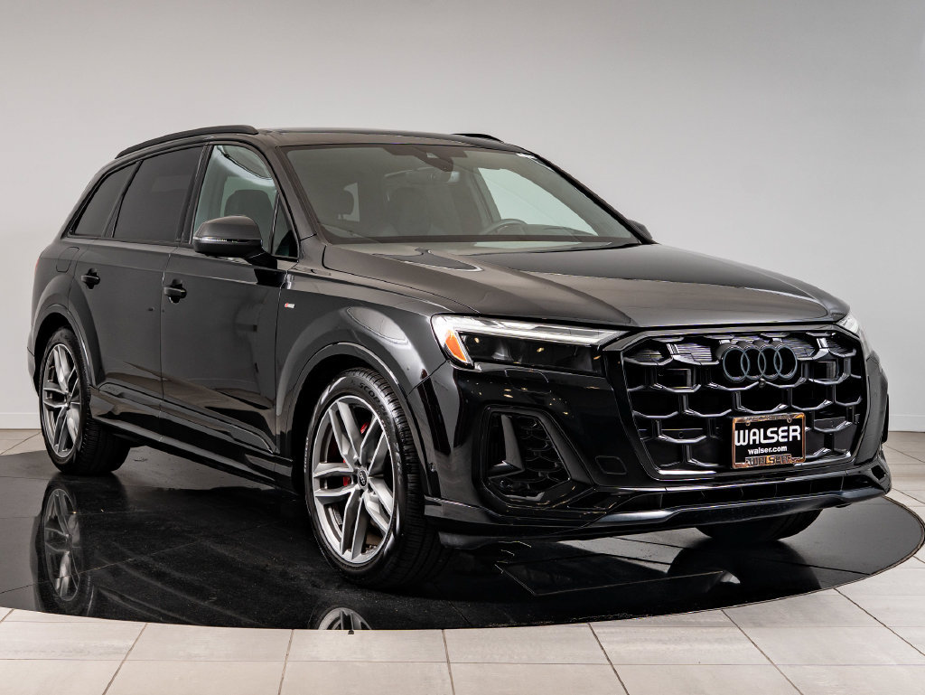 Used 2026 Audi Q7 3.0T Prestige AWD/4WD image 12