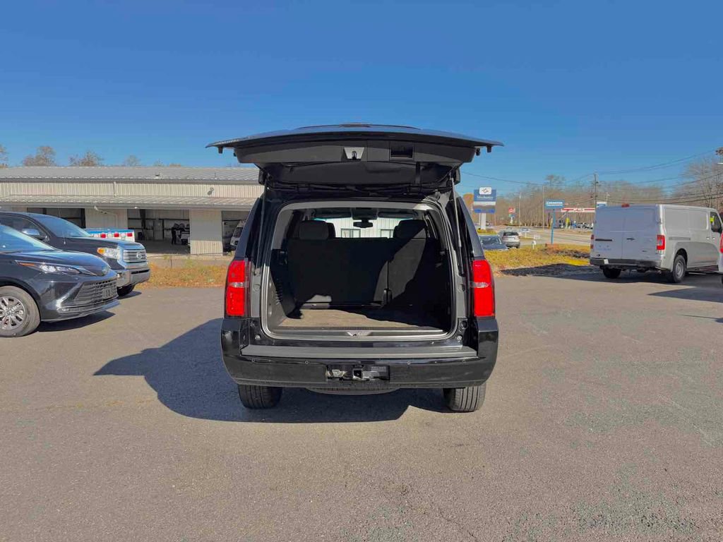 Used 2018 Chevrolet Tahoe LS w/ Skid Plate Package image 30