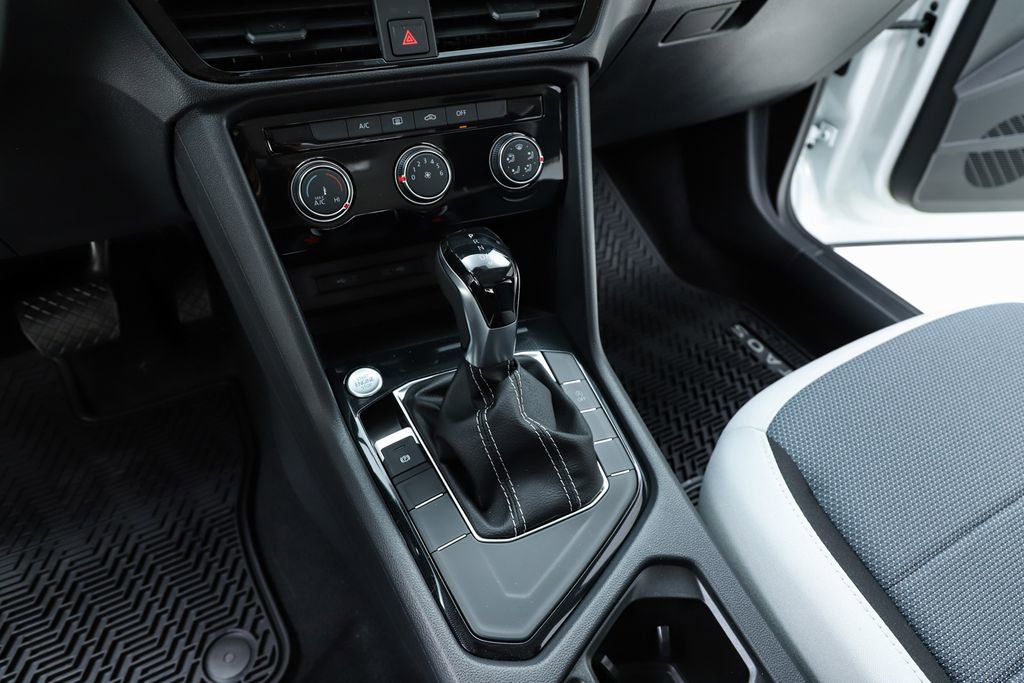 New 2026 Volkswagen Taos S image 24