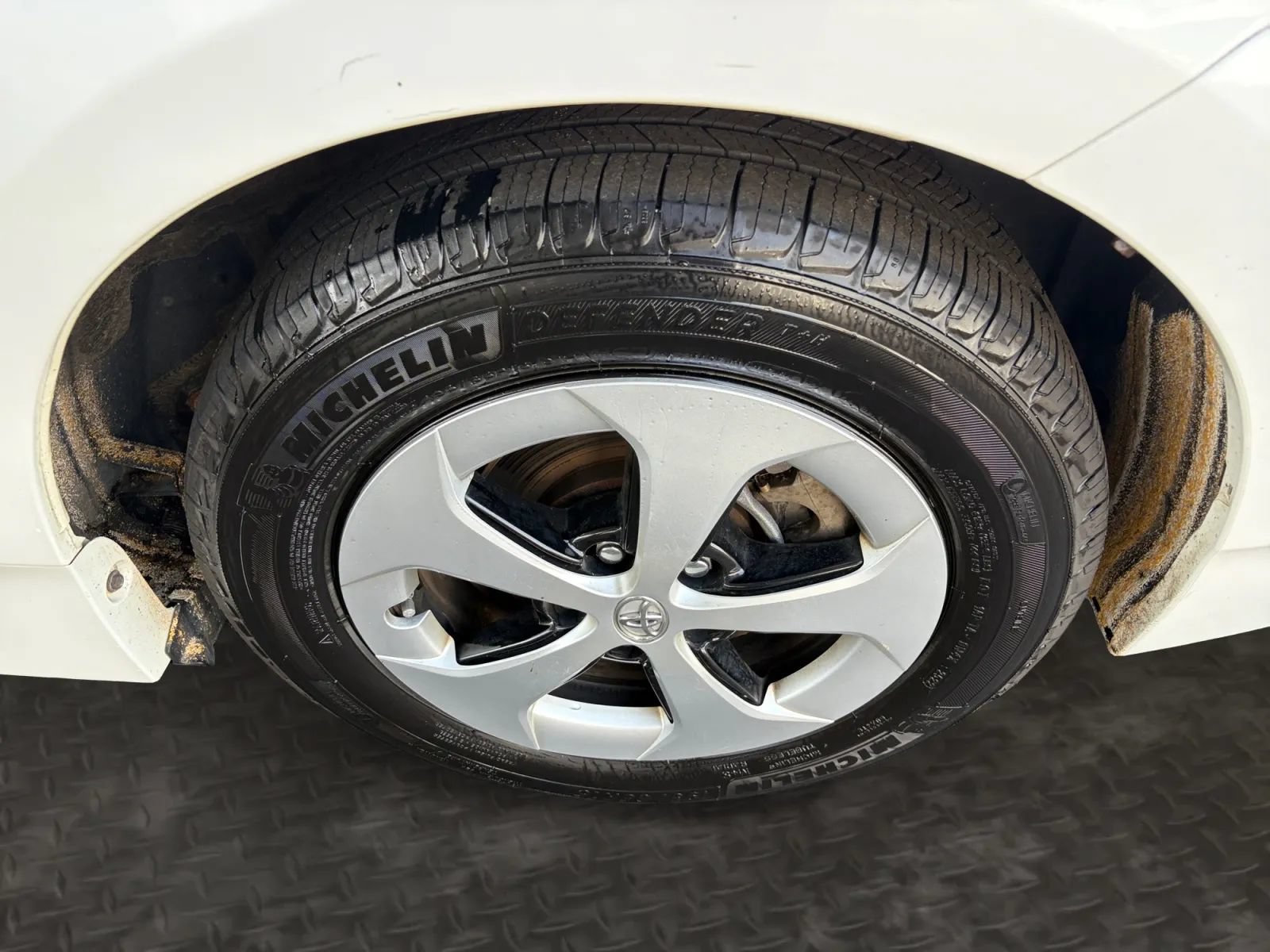 Used 2013 Toyota Prius Two FWD image 37