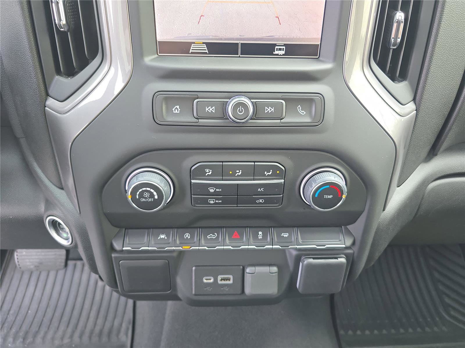 Used 2022 Chevrolet Silverado 1500 Custom image 28