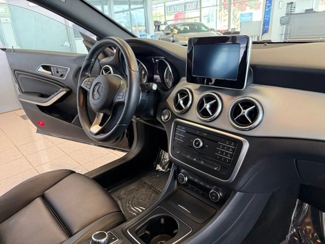 Used 2016 Mercedes-Benz CLA 250 4MATIC image 27