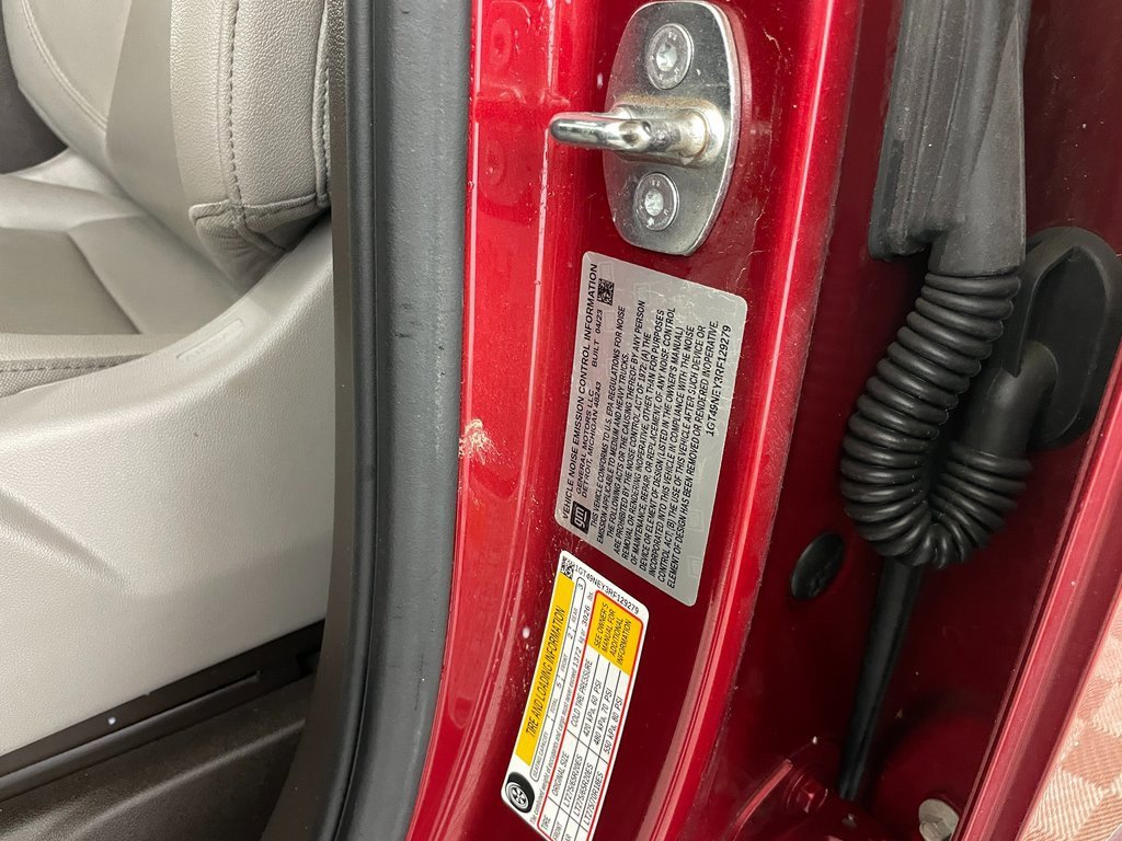 Used 2024 GMC Sierra 2500 SLT w/ SLT Premium Package image 38