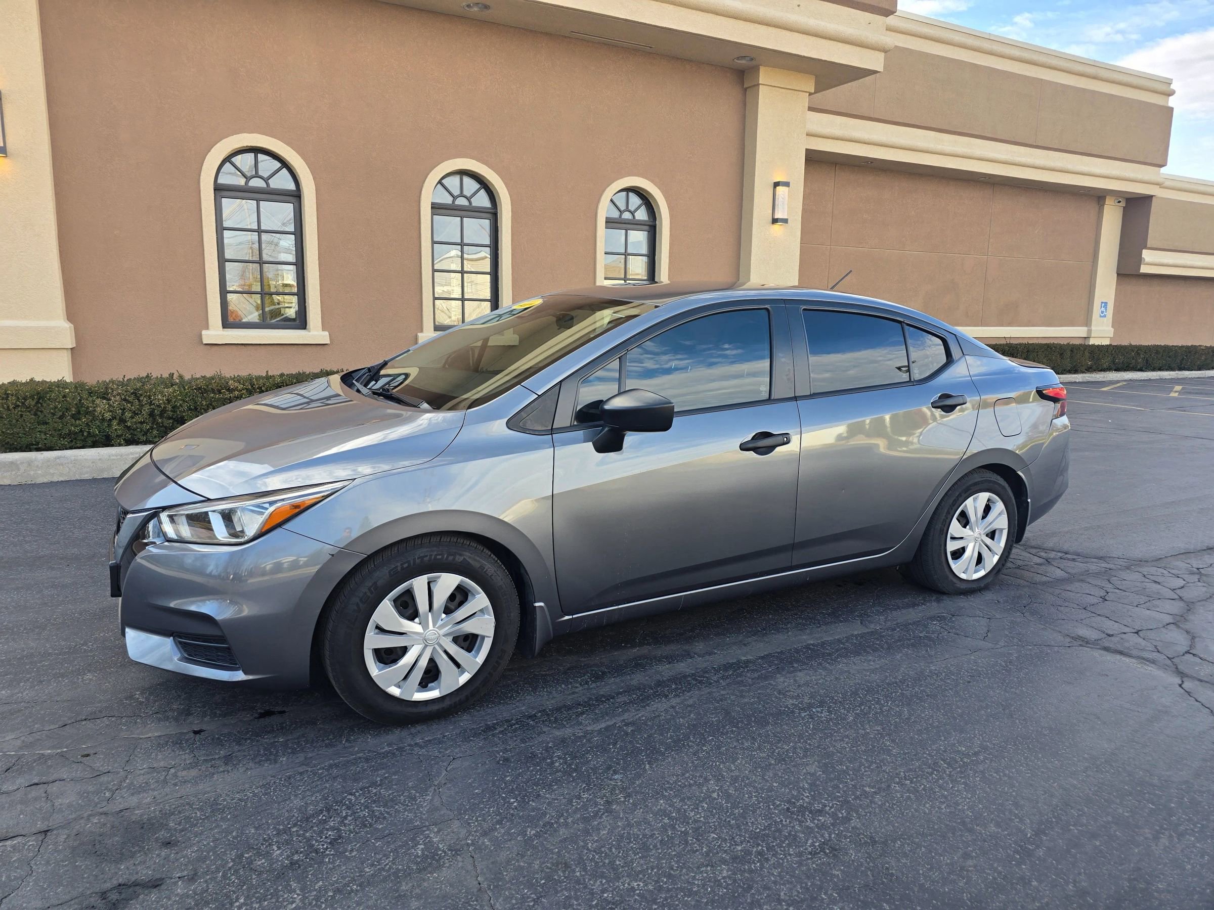 Used 2020 Nissan Versa S image 14