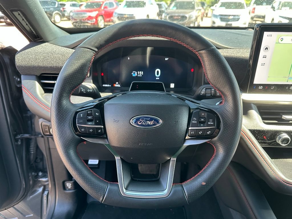 Used 2025 Ford Explorer ST-Line AWD/4WD image 14