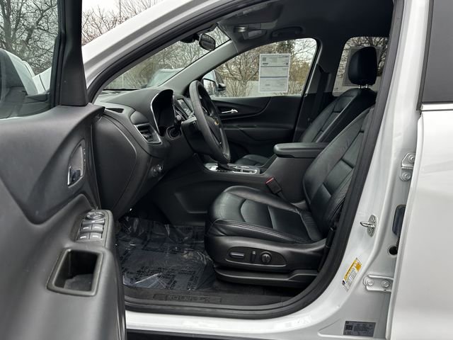 Used 2023 Chevrolet Equinox LT image 19
