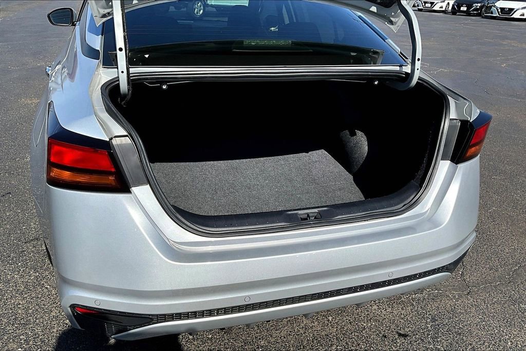 Used 2023 Nissan Altima 2.5 S image 8