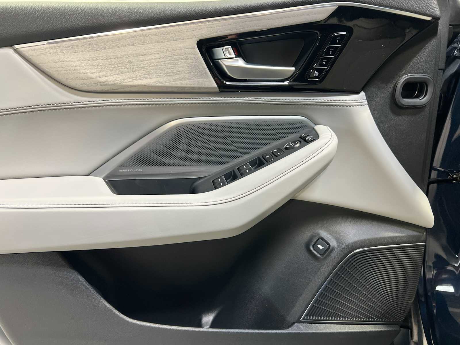 New 2026 Acura MDX SH-AWD w/ Advance Package image 13