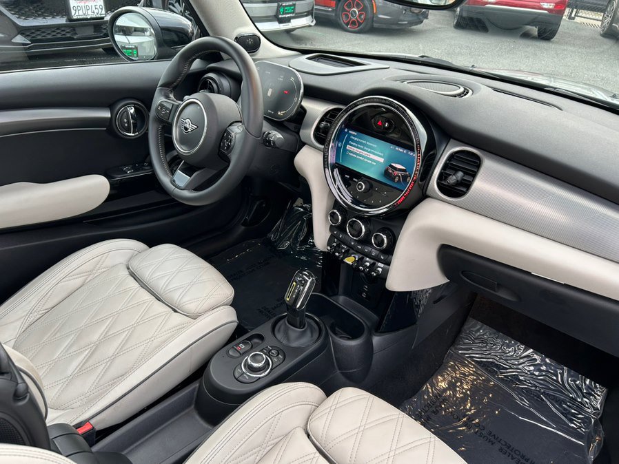 Used 2023 MINI Cooper SE image 42