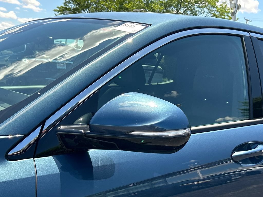 Certified 2025 Buick Envista Avenir FWD image 14