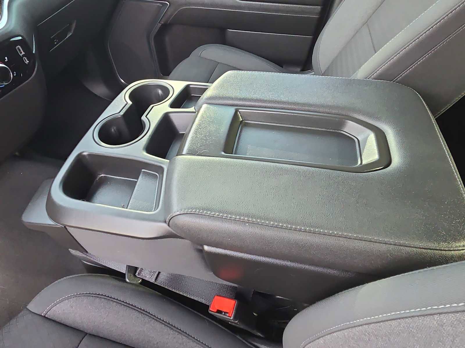 Used 2024 GMC Sierra 1500 Elevation image 16