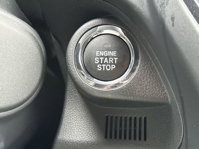 Certified 2025 Subaru Forester Premium AWD/4WD image 12