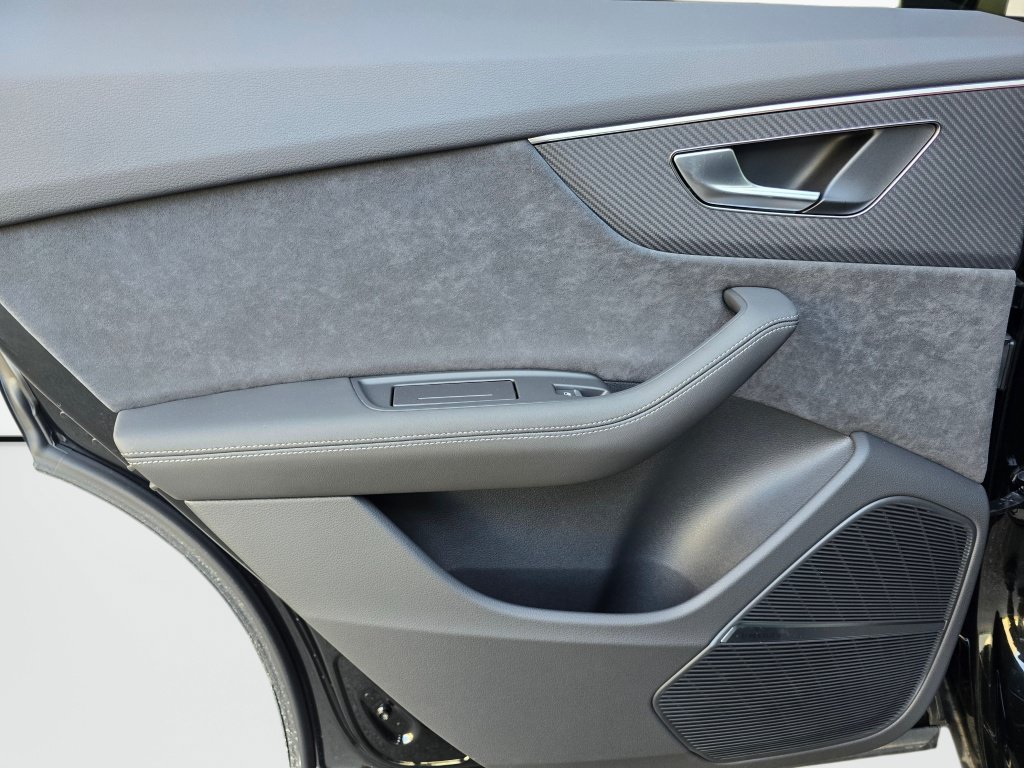 New 2026 Audi SQ8 Premium Plus AWD/4WD image 20