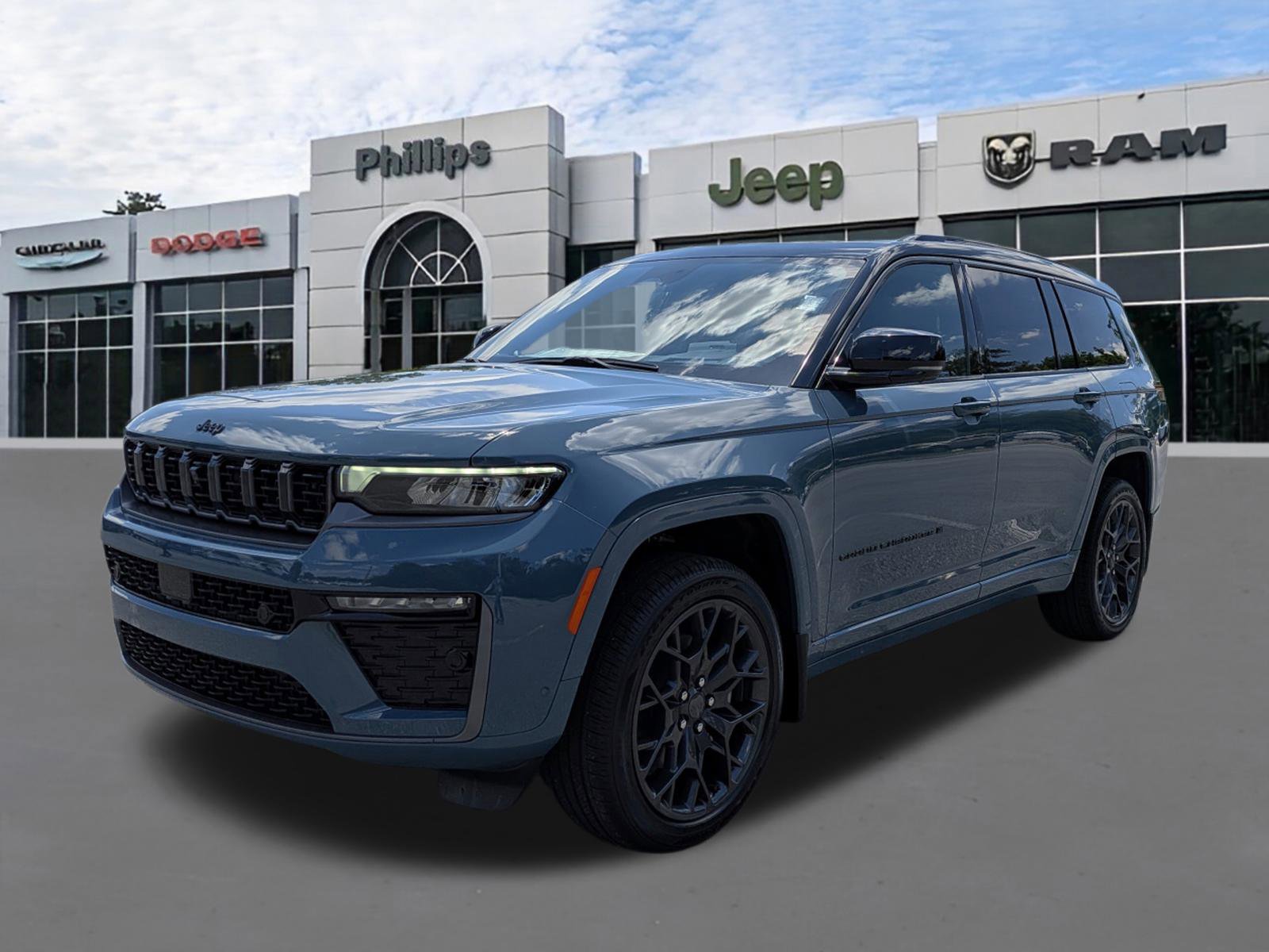 New 2026 Jeep Grand Cherokee L Summit AWD/4WD image 7