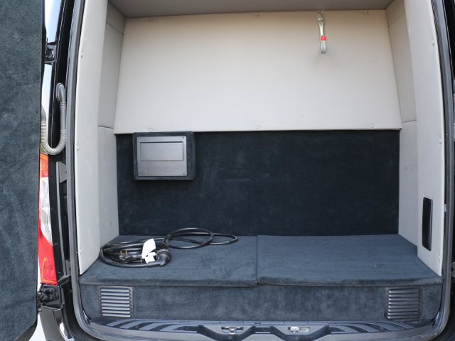 Used 2022 Mercedes-Benz Sprinter 3500 image 24