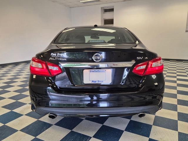 Used 2016 Nissan Altima 2.5 SV w/ Convenience Package FWD image 6