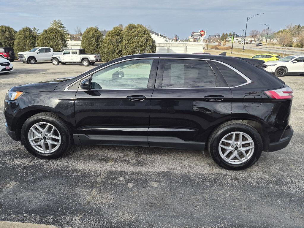 Used 2024 Ford Edge SEL image 5