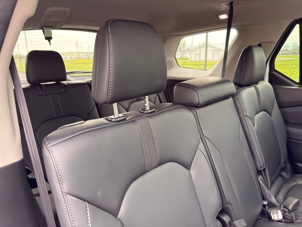 Used 2024 Honda Pilot Touring image 29