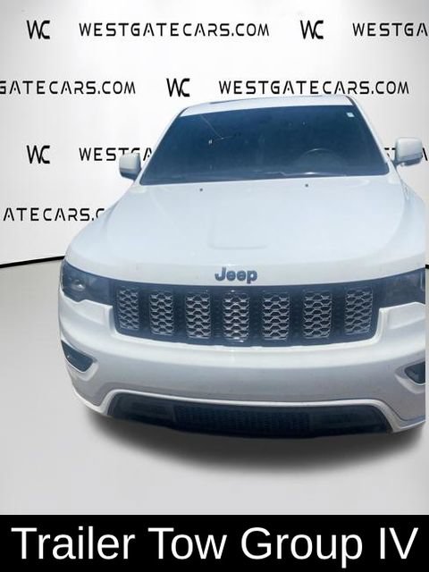 Used 2017 Jeep Grand Cherokee Altitude RWD image 5