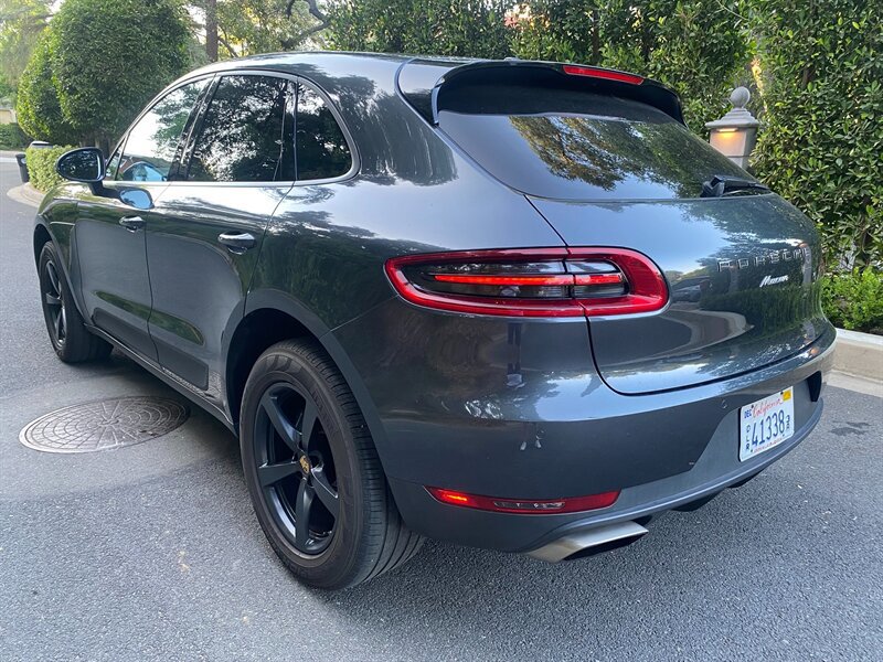 Used 2017 Porsche Macan AWD/4WD image 11