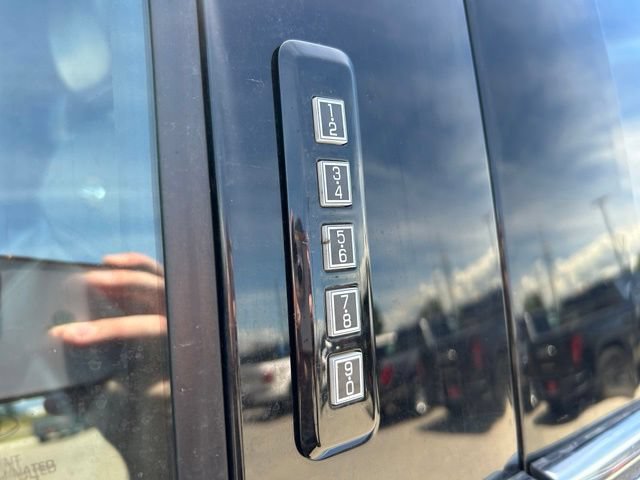 Used 2024 Ford F350 Platinum w/ Tremor Off-Road Package AWD/4WD image 12