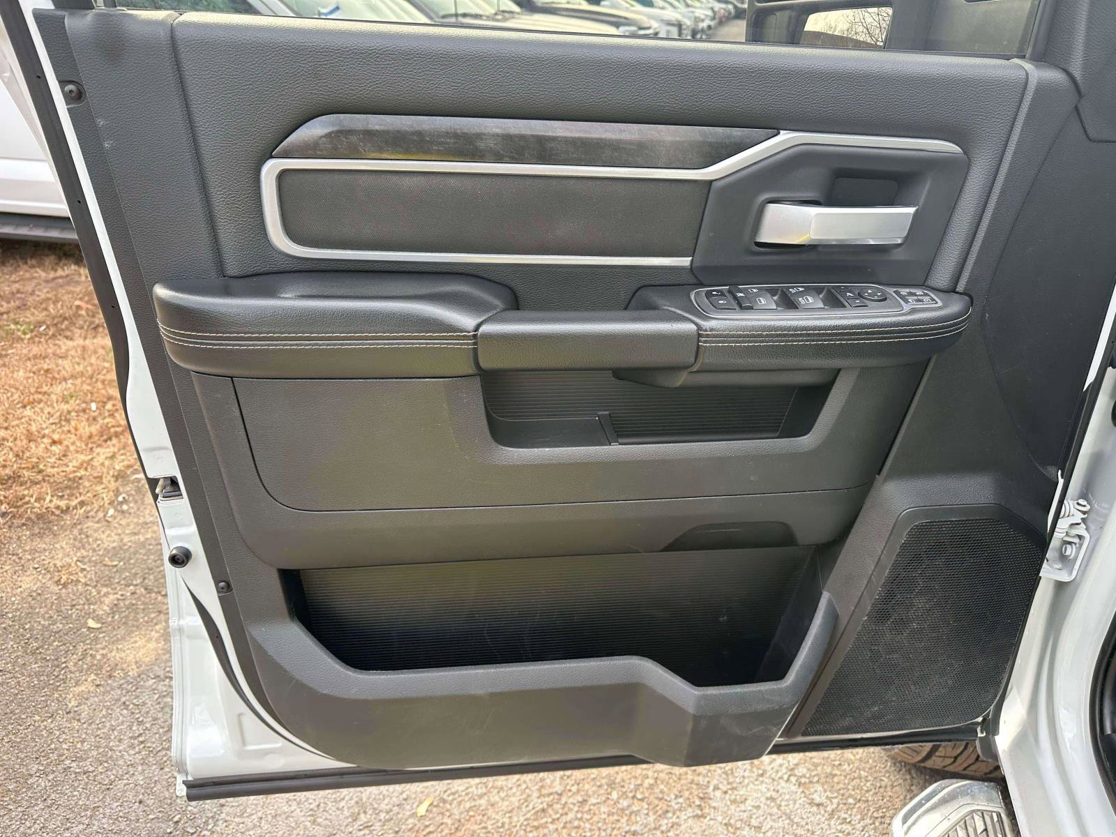 Used 2024 RAM 2500 Big Horn image 16