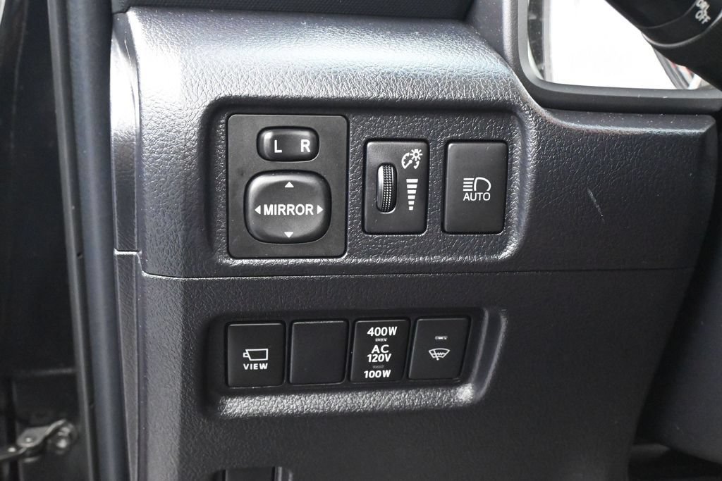 Used 2024 Toyota 4Runner Limited AWD/4WD image 16