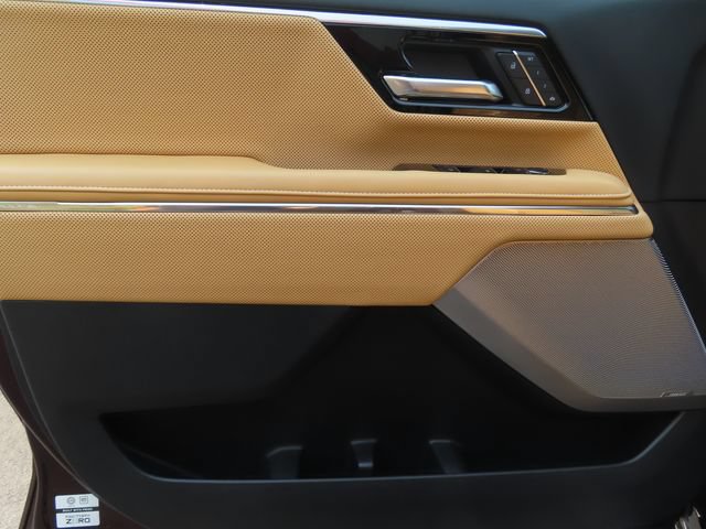 Certified 2025 GMC Sierra EV Denali AWD/4WD image 10
