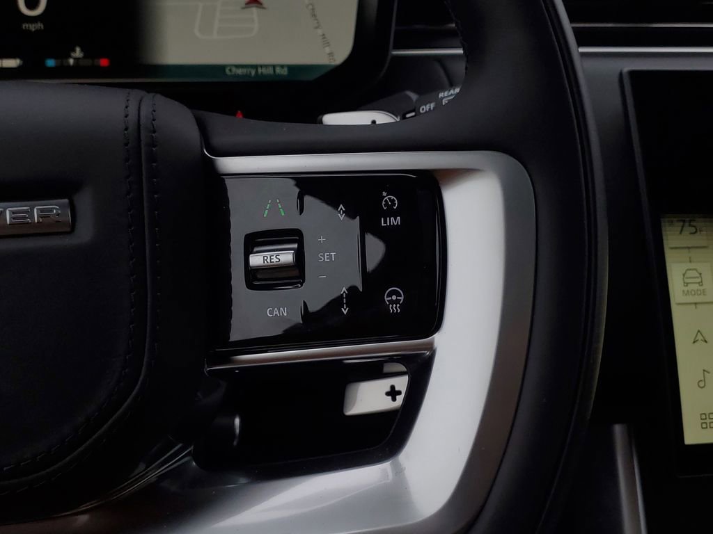 New 2026 Land Rover Range Rover Long Wheelbase SE image 17