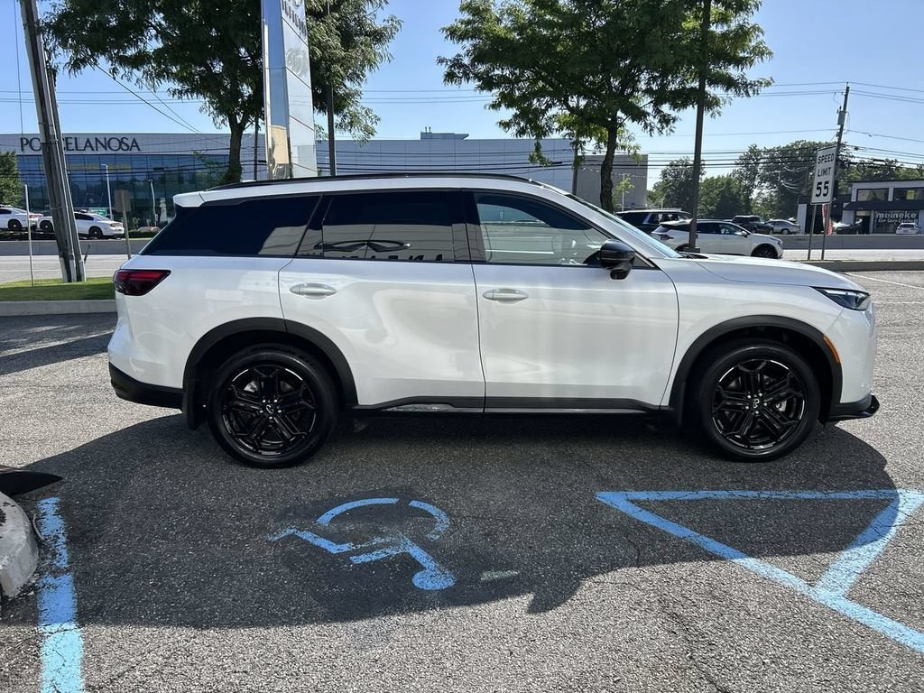 Certified 2026 INFINITI QX60 Sport w/ Dark Cargo Package AWD/4WD image 9