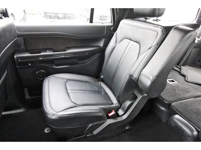 Used 2018 Ford Expedition Limited w/ Equipment Group 301A RWD image 11