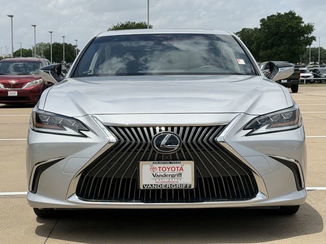 Used 2019 Lexus ES 300h w/ Accessory Package 2 FWD image 8