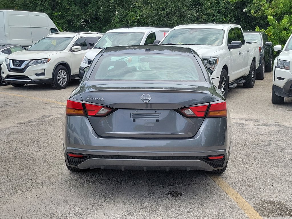 New 2026 Nissan Altima 2.5 SV FWD image 7