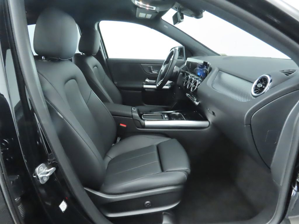 Certified 2025 Mercedes-Benz GLA 250 image 20