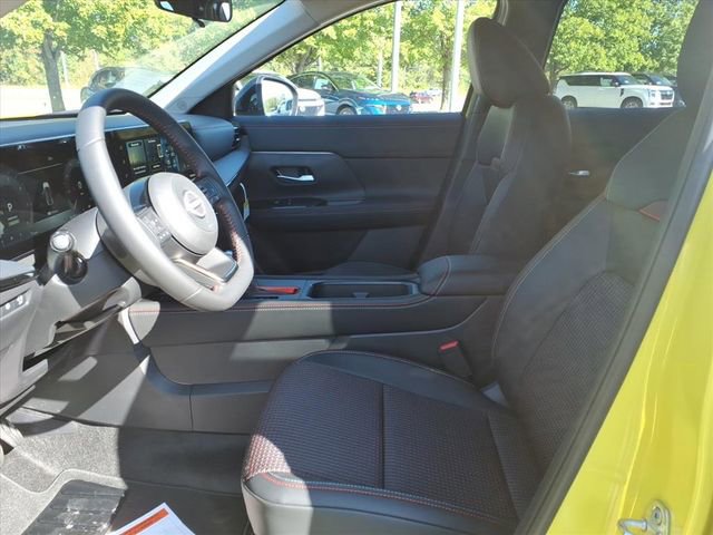 New 2026 Nissan Kicks SR image 5