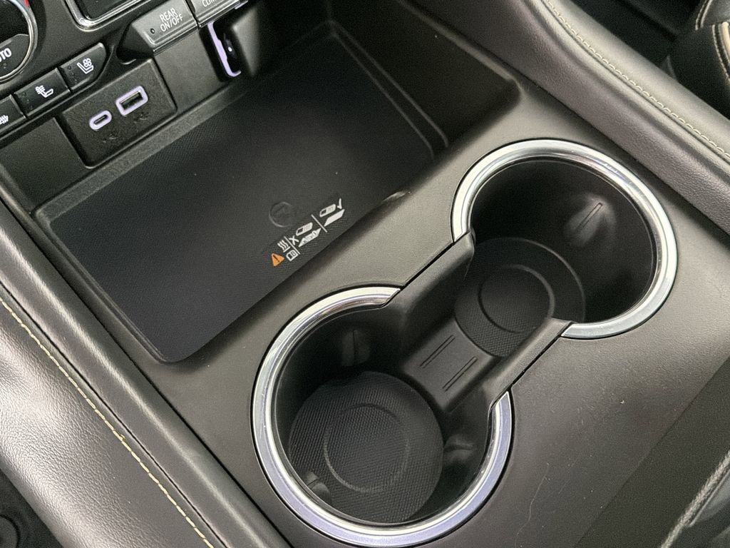 Used 2021 Chevrolet Tahoe Premier w/ Premium Package image 33