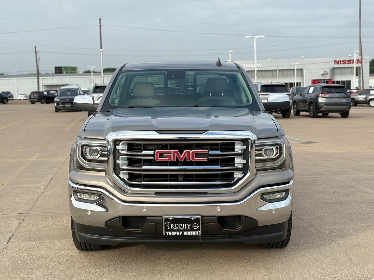 Used 2017 GMC Sierra 1500 SLT image 4
