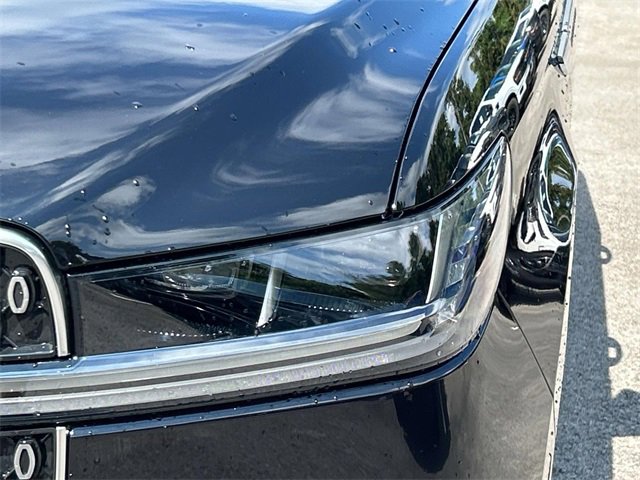 New 2025 Lincoln Navigator Reserve image 9