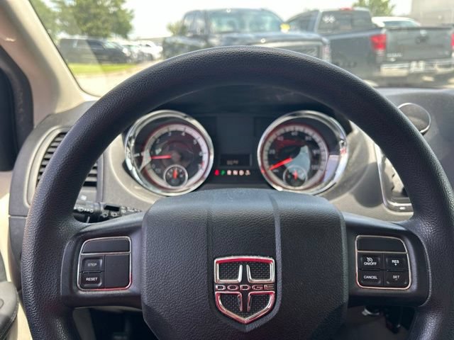 Used 2016 Dodge Grand Caravan American Value Package FWD image 24